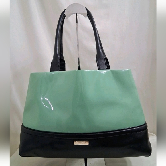Kate Spade New York Mint Green Patent Leather Black Bow Chelsea Park - Picture 1 of 10